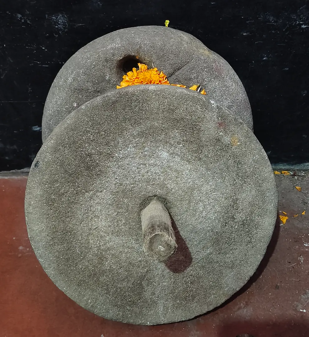 Traditional Stone Grinding Mill (Chakki)